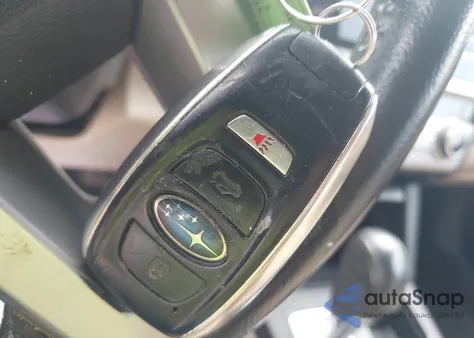 2015 Subaru Outback 2.5I Limited z USA, uszkodzony, nr VIN 4S4BSANCXF3356731